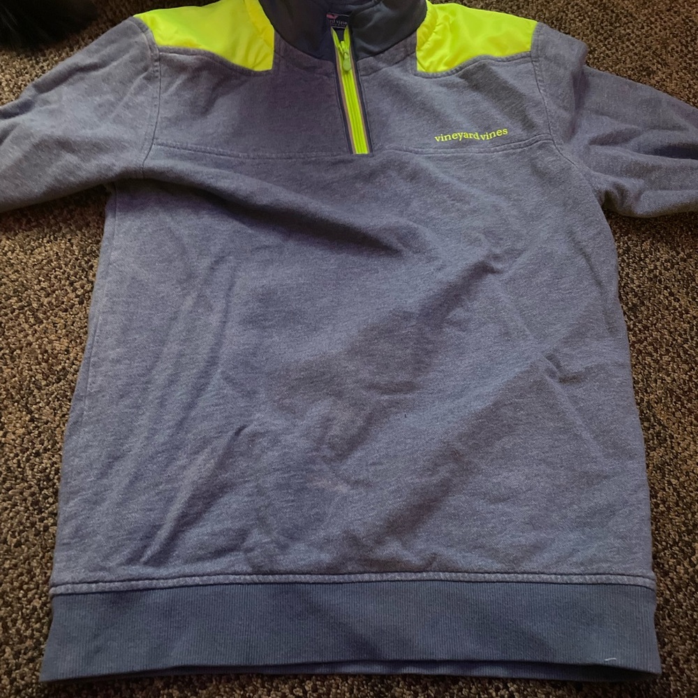 Vineyard vines